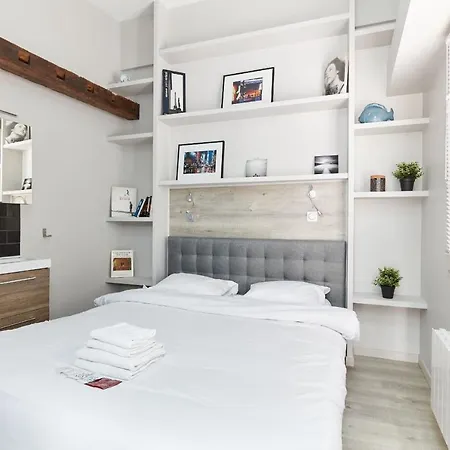 St Germain Des Pres With Balcony - Cityapartmentstay شقة باريس