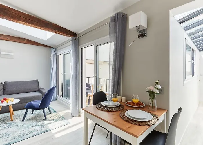 アパート St Germain Des Pres With Balcony - Cityapartmentstay パリ