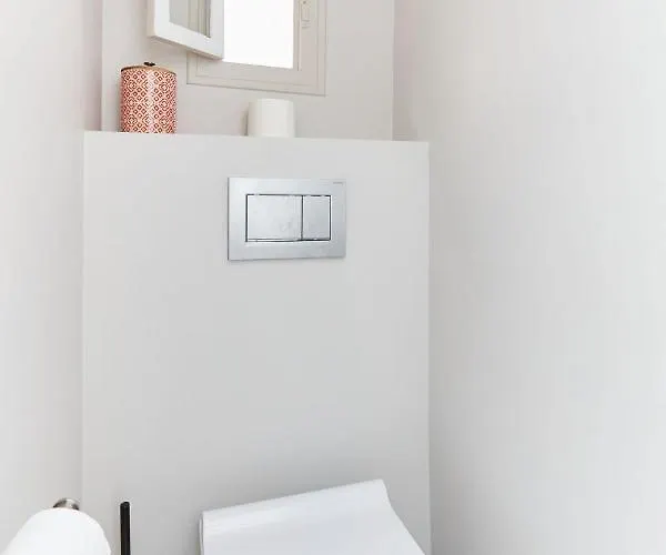 St Germain Des Pres With Balcony - Cityapartmentstay アパート